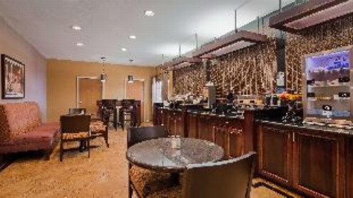 Best Western Manhattan Inn image 15