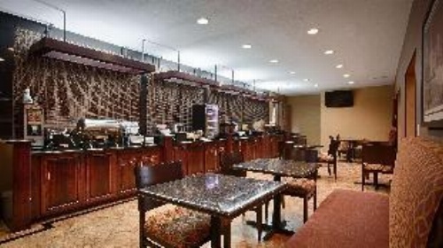 Best Western Manhattan Inn image 20